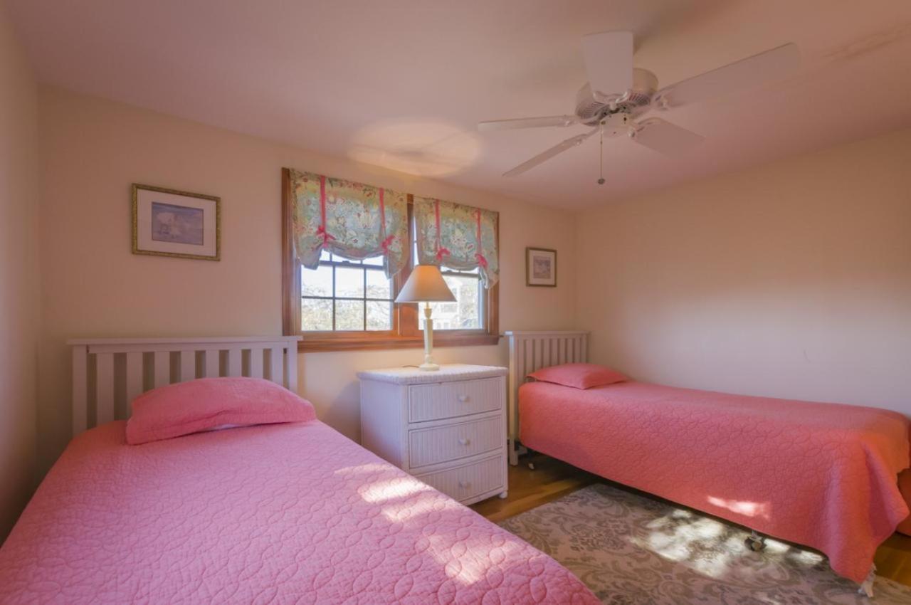 24 Captain Wing Road East Sandwich - - Cape Cod Exterior foto